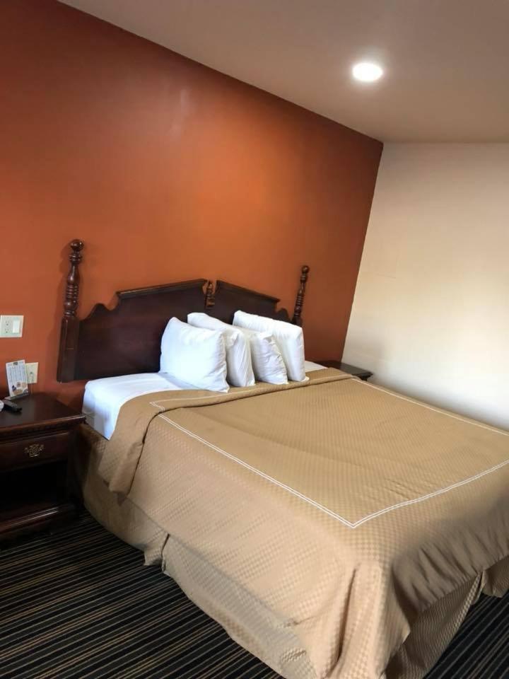 Scottish And Motel